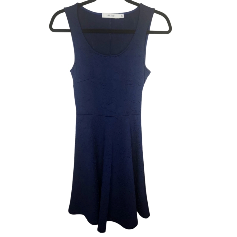 Just Fab Women's BlueScoop Neck Sleeveless Textured Pattern FitFlareDress SizeXS
